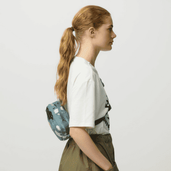Ledvinka Fjällräven KANKEN GRAPHICS HIP PACK Nimbus Blue-Hidden Animals