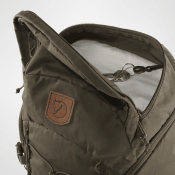 Batoh Fjällräven Singi 28 Dark Olive