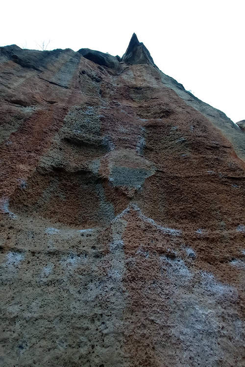 14 Siruana climbing