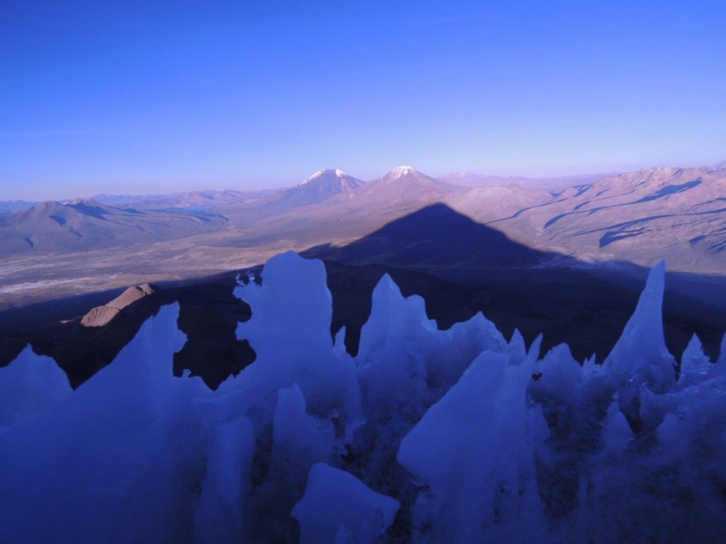 Raňajší tieň Sajamy, Bolivia 2015