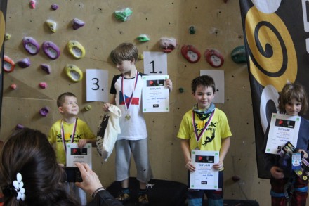 ROCK EMPIRE dětské lezecké závody, Jan Štípek na 2. místě