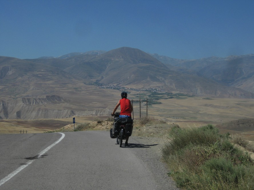ZigZigCycling v Íránu