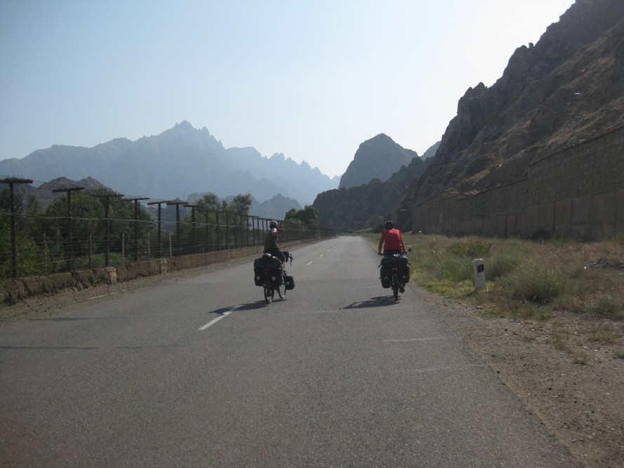 ZigZigCycling v Íránu